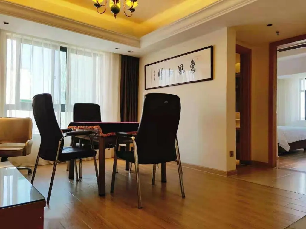 Ронгшан: Vienna 3 Best Hotel (Haikou Chengmai Old Town Store)