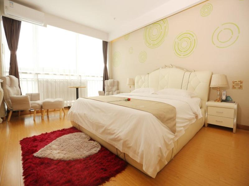 Чэндэ: GreenTree Inn Chengde Fengning Manchu Autonomous County Ningfeng Road Express Hotel