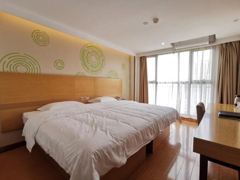Гуйлинь: GreenTree Inn Guangxi Zhuang Autonomous Region Guilin Lingui District Luhu International Express Hotel