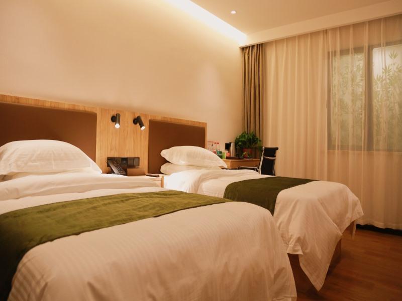 Нанкин: Greentree Inn Nanjing Baijiahu Express Hotel