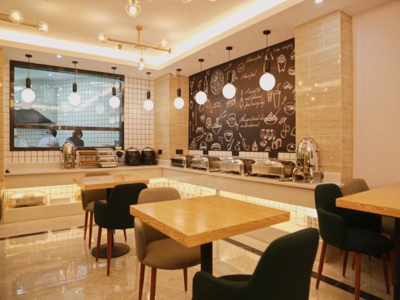 Нанкин: Greentree Inn Nanjing Baijiahu Express Hotel