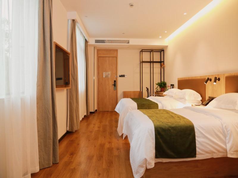 Нанкин: Greentree Inn Nanjing Baijiahu Express Hotel