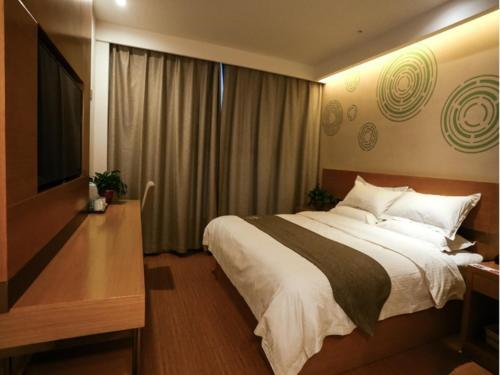 Шанцю: GreenTree Inn Shangqiu Ningling County Bus Station Express Hotel