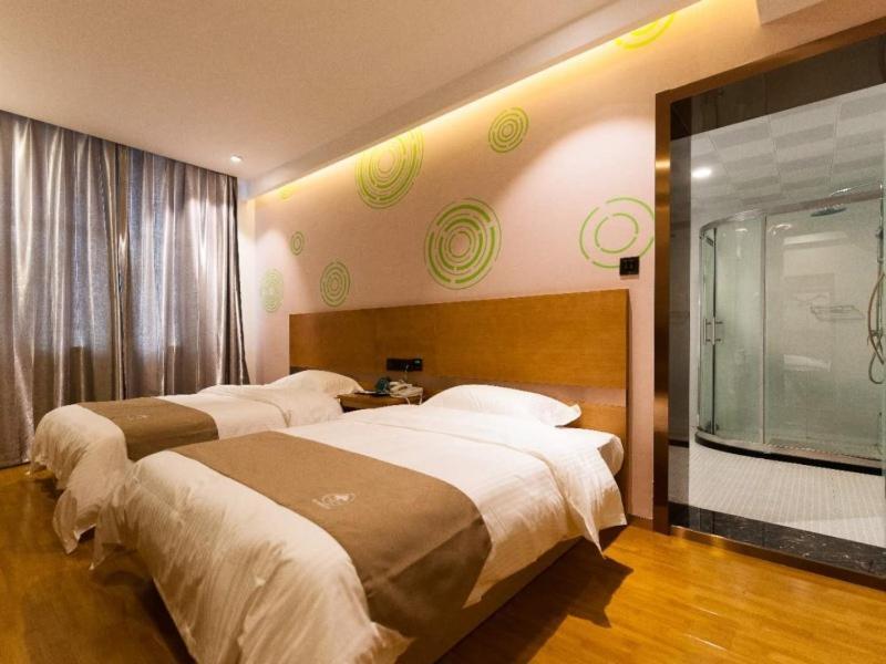 Циньхуандао: GreenTree Inn Qinhuangdao Beidaihe Express Hotel