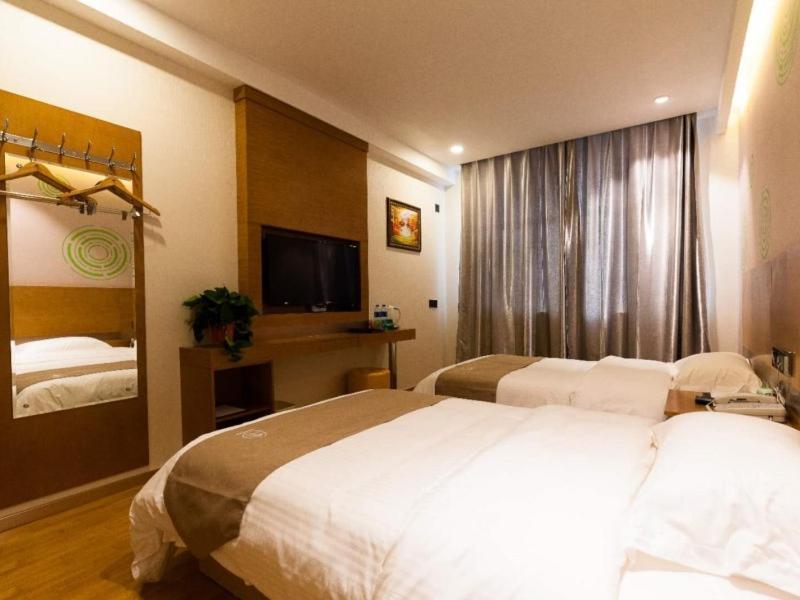 Циньхуандао: GreenTree Inn Qinhuangdao Beidaihe Express Hotel