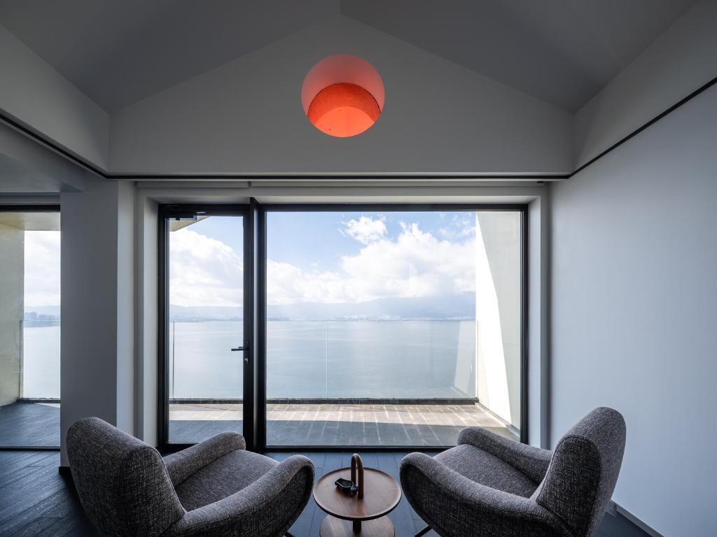 Дали: Mont XIX Full Lake View Luxury Villa
