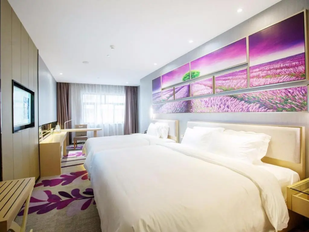 Чэнду: Lavande Hotels·Chengdu Xihe Bolin Square