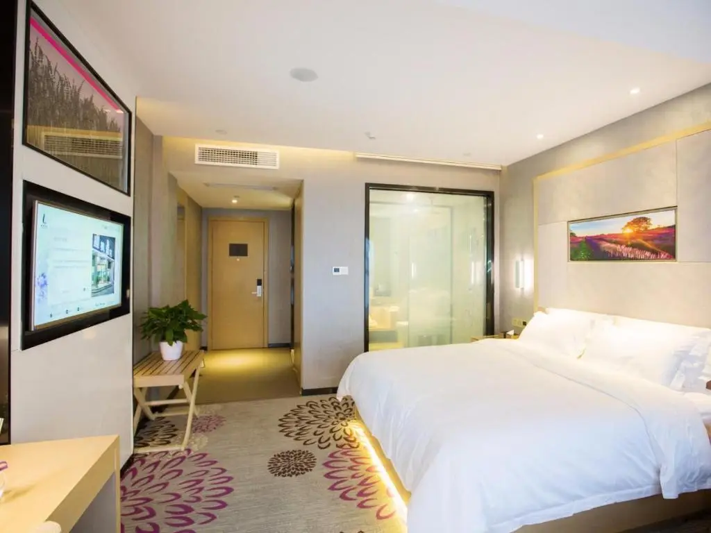 Чэнду: Lavande Hotels·Chengdu Xihe Bolin Square