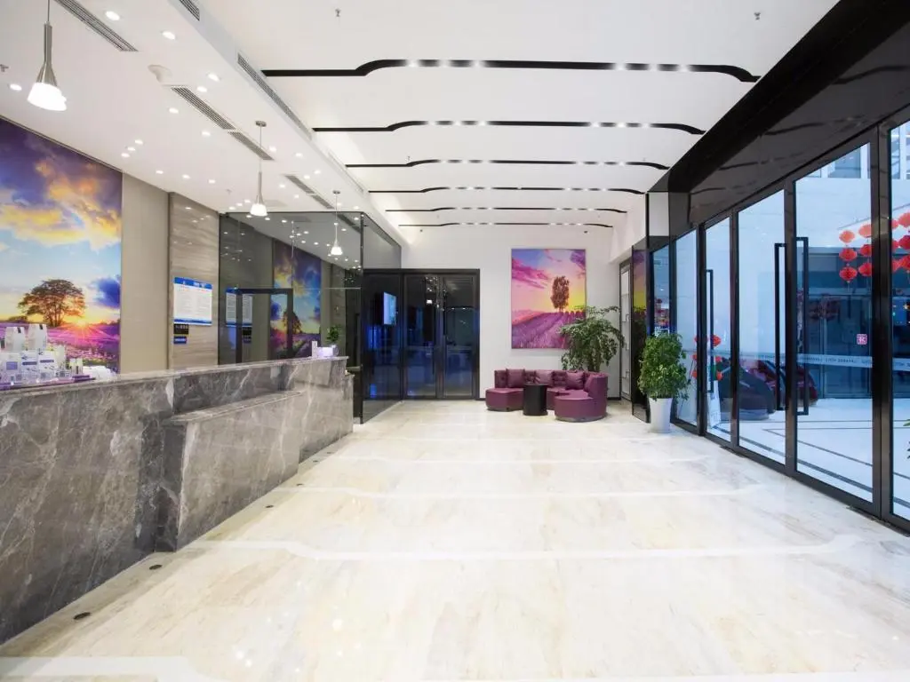 Чэнду: Lavande Hotels·Chengdu Xihe Bolin Square