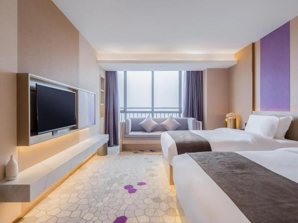 Чандэ: Lavande Hotel Hanshou Longyang International Plaza