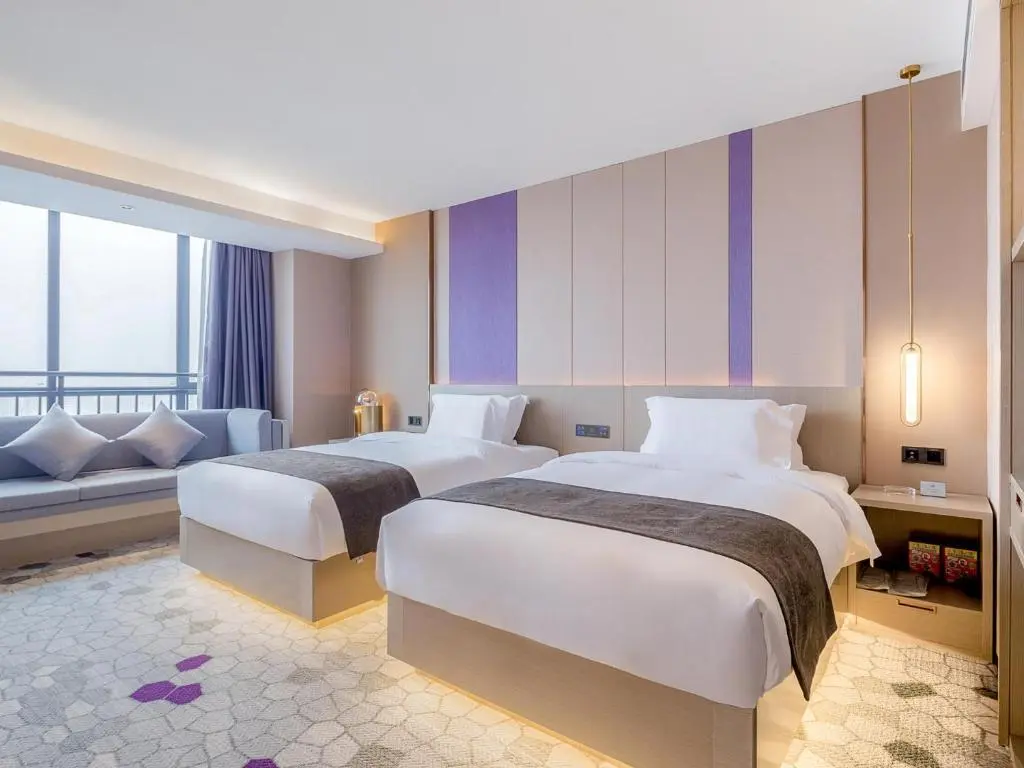 Чандэ: Lavande Hotel Hanshou Longyang International Plaza