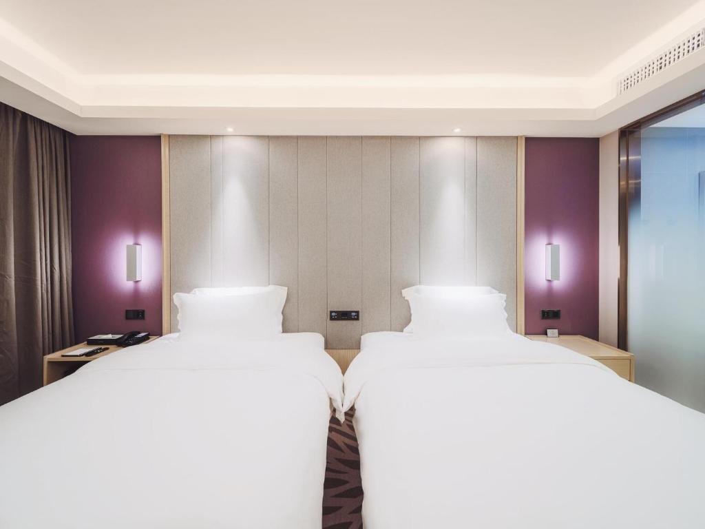 Гуйян: Lavande Hotel Qingzhen Vocational Education City Time Guizhou