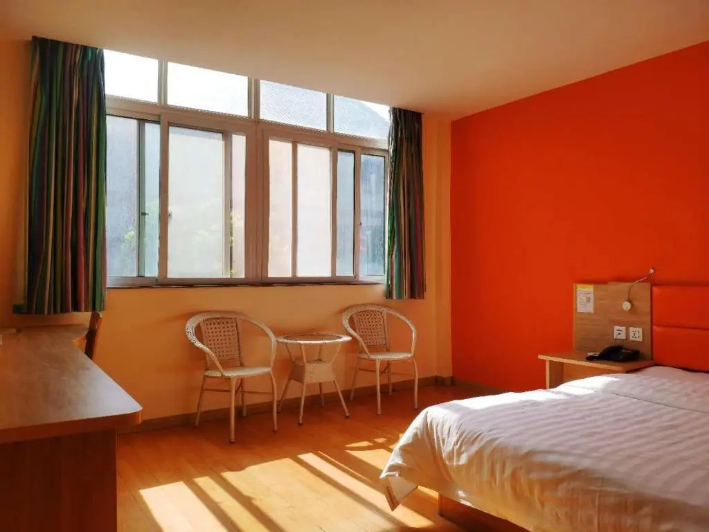 Лохэ: 7Days Inn Luohe Forest Park Heshang Street Ancient Town
