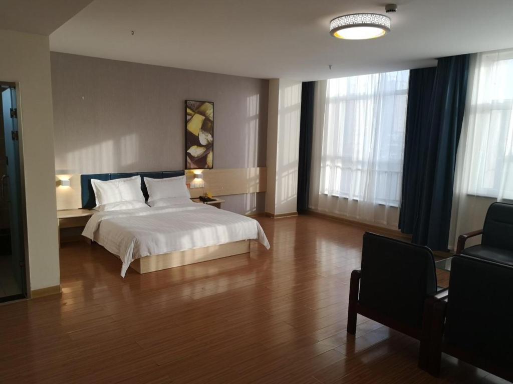 Дежоу: 7Days Inn Dezhou Qihe Coach College