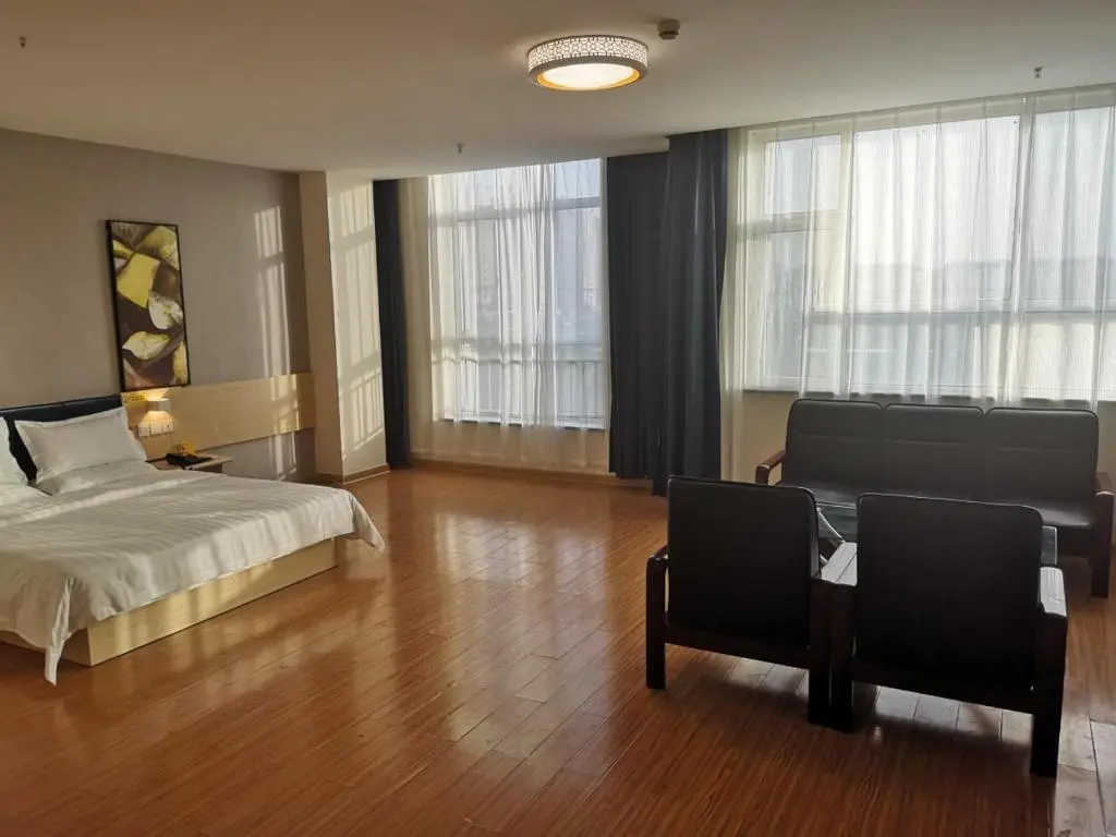 Дежоу: 7Days Inn Dezhou Qihe Coach College