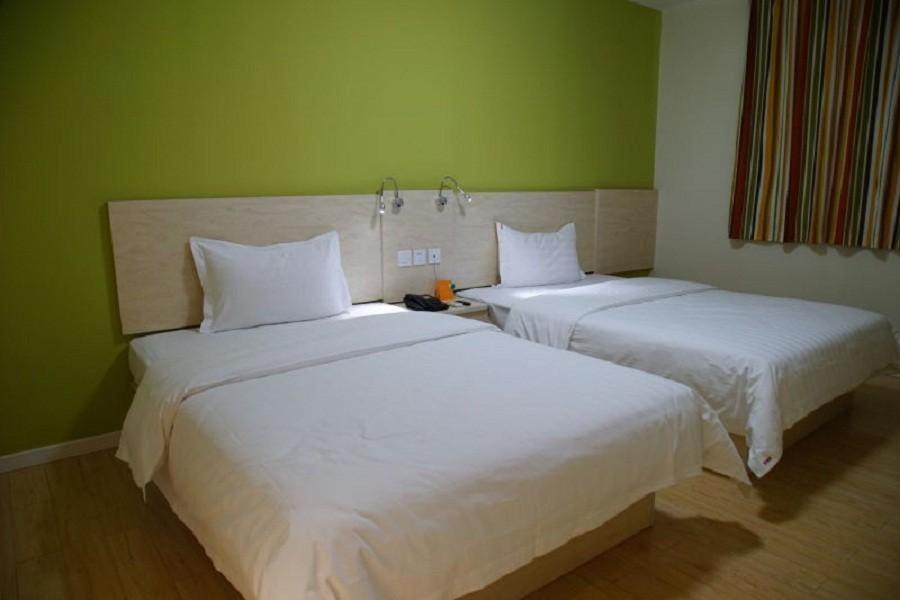 Шэньчжэнь: 7Days Inn Shenzhen Airport Hourui Metro station