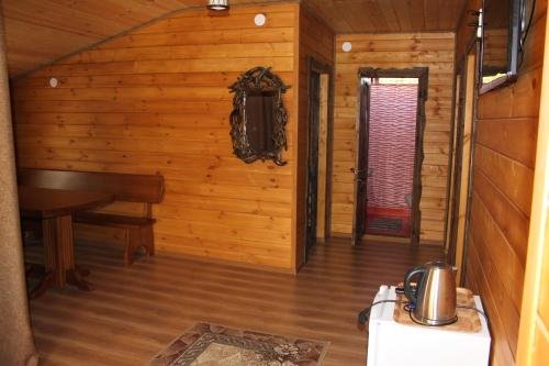 Каменномостский: Guest house Solnechniy Khadzhokh