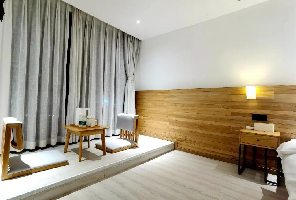 Kaixuan Motian Hotel with river view — фото 1