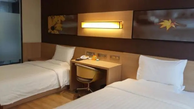 Чжанцзякоу: 7Days Inn Zhangjiakou Chongli Yuxing Road