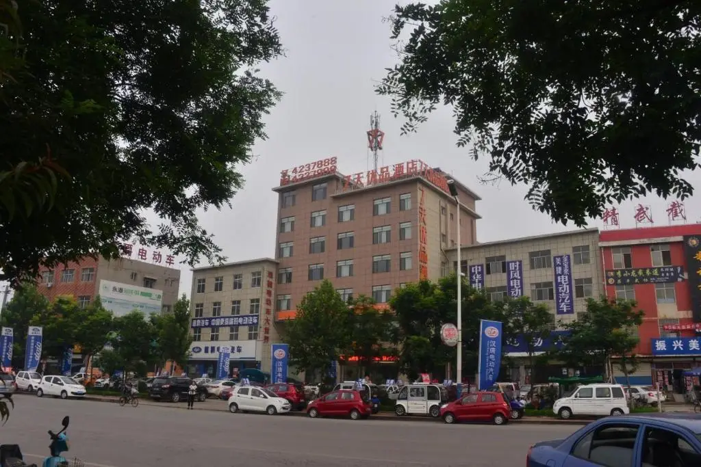 7Days Premium Liaocheng Chiping bus station — фото 1