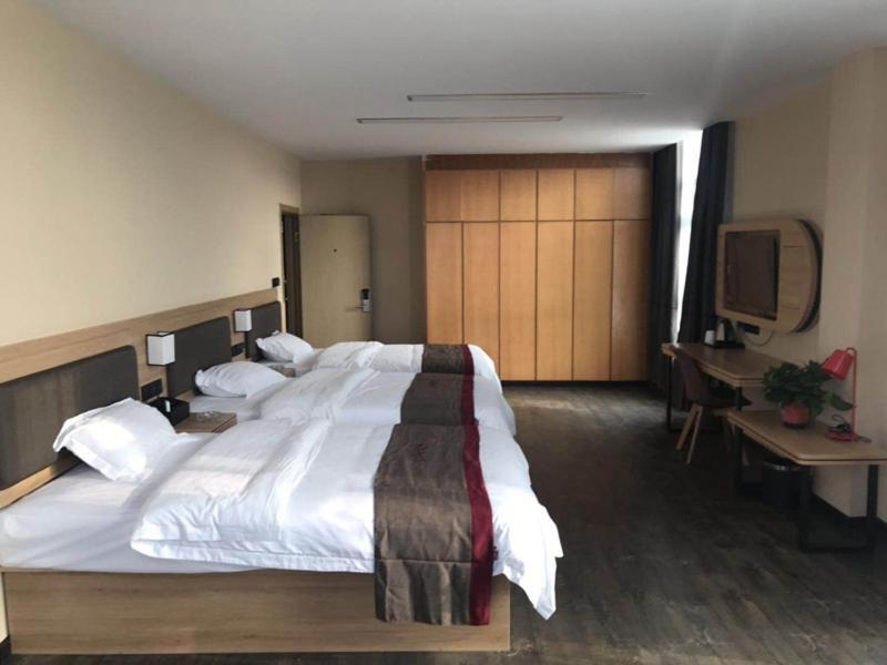 Нанкин: Thank Inn Hotel Jiangsu Nanjing Jiangning District Taowu