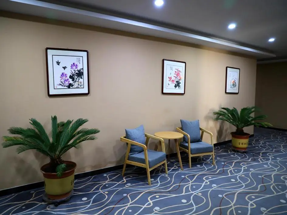 Вэйфан: 7Days Premium Qingzhou Development Zone Wanlong Shopping Center Branch