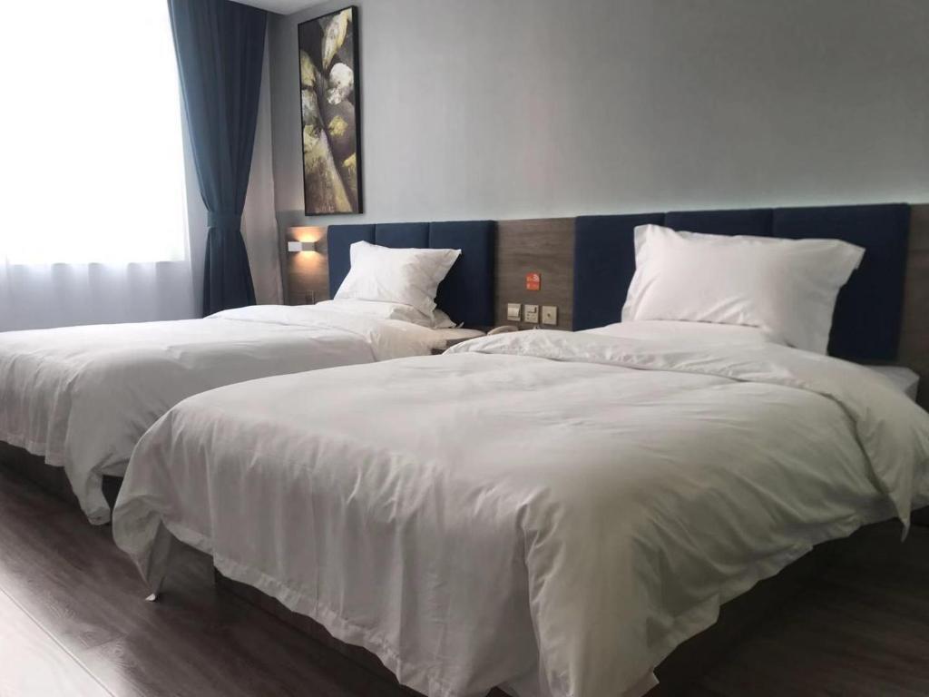 Цзыбо: 7Days Premium Zibo Zhoucun Zhoulong Road Furniture Market Branch
