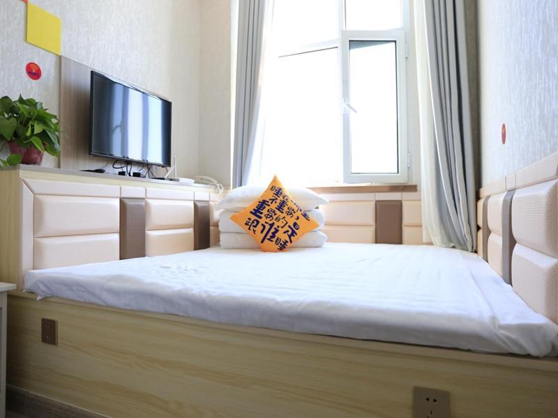 Ланьчжоу: JUN Hotels Gansu Lanzhou Lanzhou New District Jing'er Road Asia-Pacific World Trade Center Square
