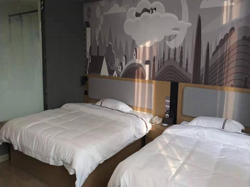 Сучжоу: Thank Inn Chain Hotel Anhui Suzhou Lingbi County People's Hospital Zhongxiu Jincheng
