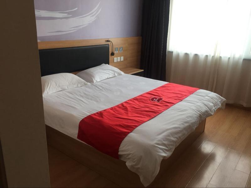 Шицзячжуан: Thank Inn Chain Hotel Hebei Shijiazhuang Jinzhou New Times Auto Plaza