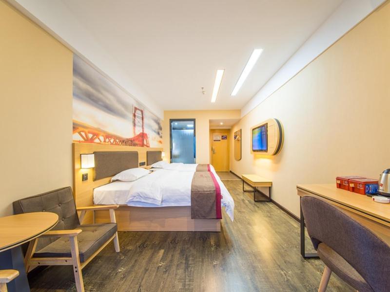Цзуньи: Thank Inn Chain Hotel Guizhou Zunyi Xinpu New District Meidi City