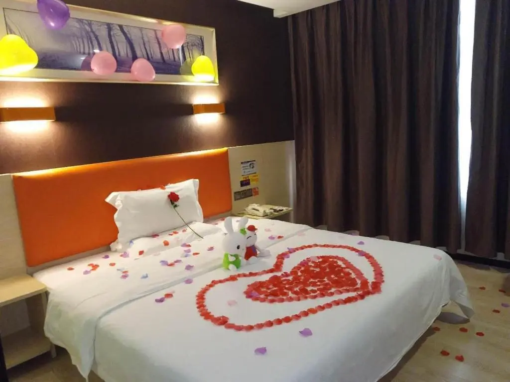 Шэньчжэнь: 7Days Premium Shenzhen Pingzhou Subway Station Baoyuan Road Branch