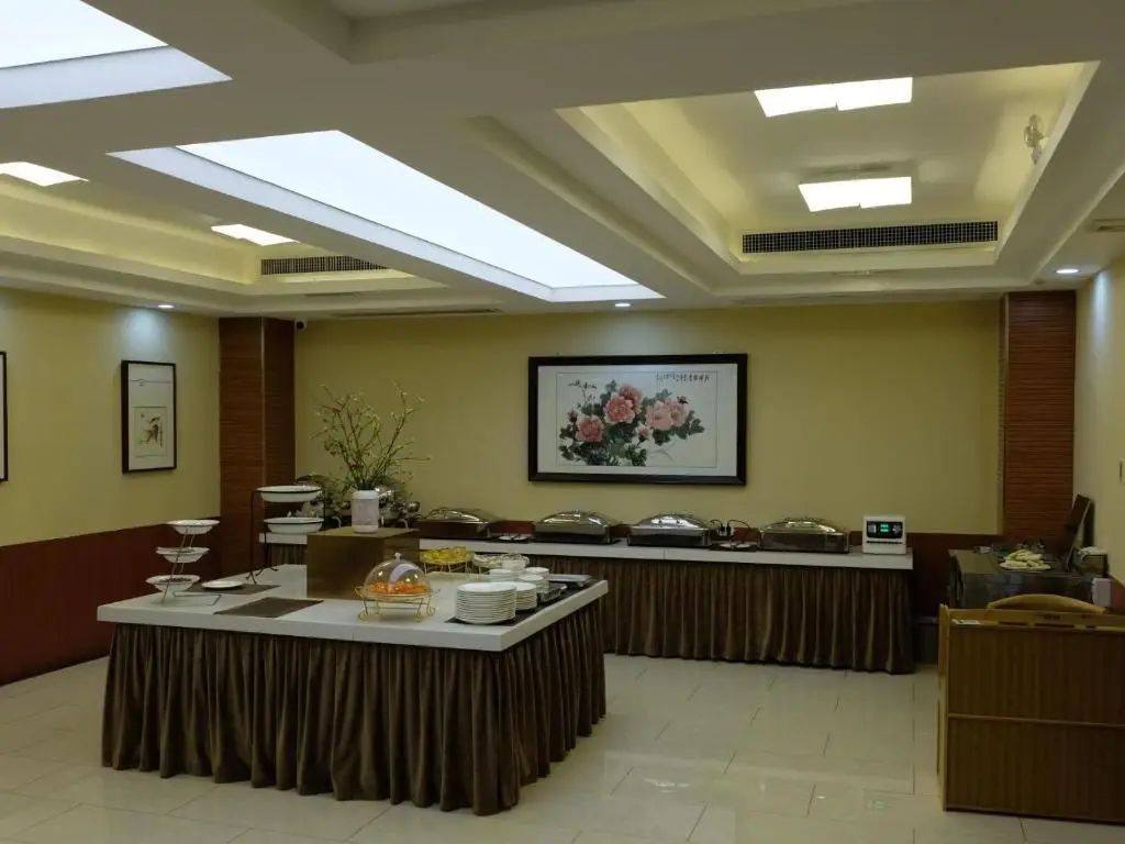 Синтай: 7Days Premium Xingtai Railway Station Tianyi Street Branch