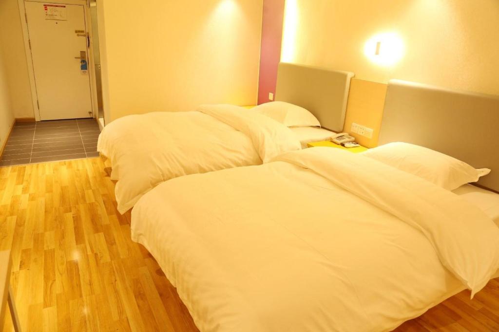 Цзиньэ: 7Days Inn Neijiang Longchang Xinhua Street Branch