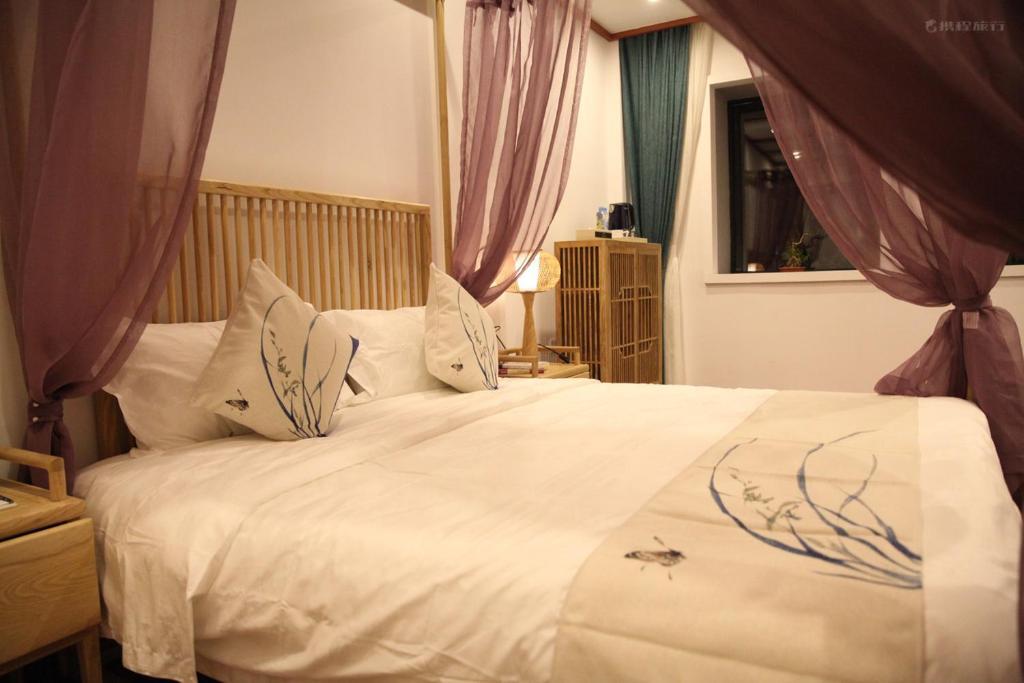 Цзиндэчжэнь: Changnan Yiju Guesthouse