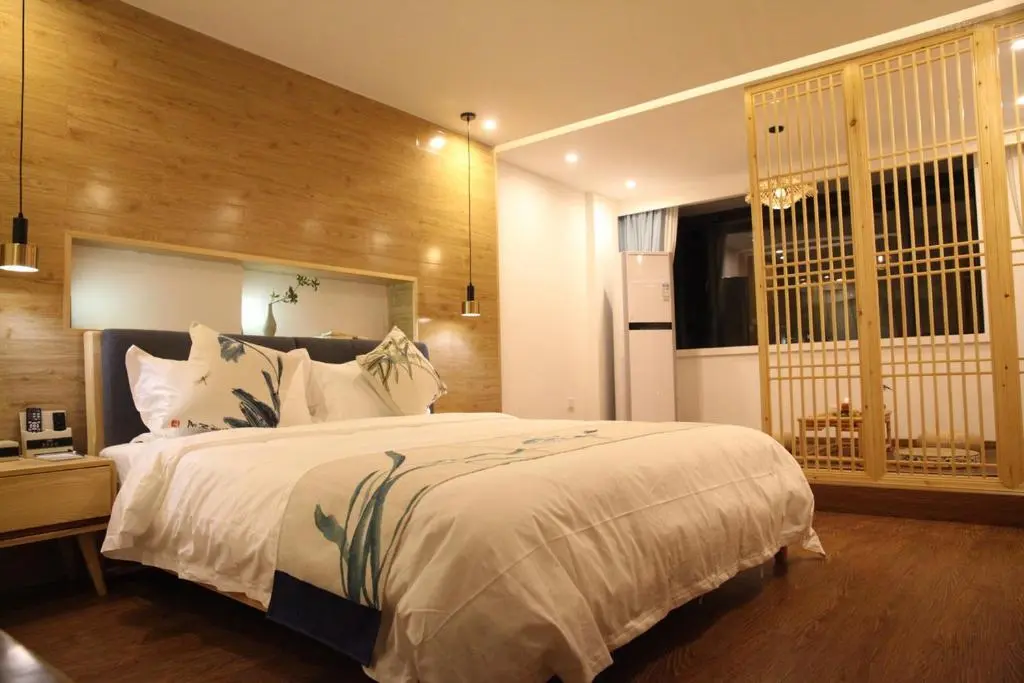Цзиндэчжэнь: Changnan Yiju Guesthouse