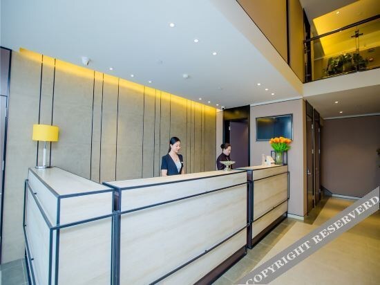 Хух-Хото: HomeinnPlus (Hohhot Fengzhou Road)