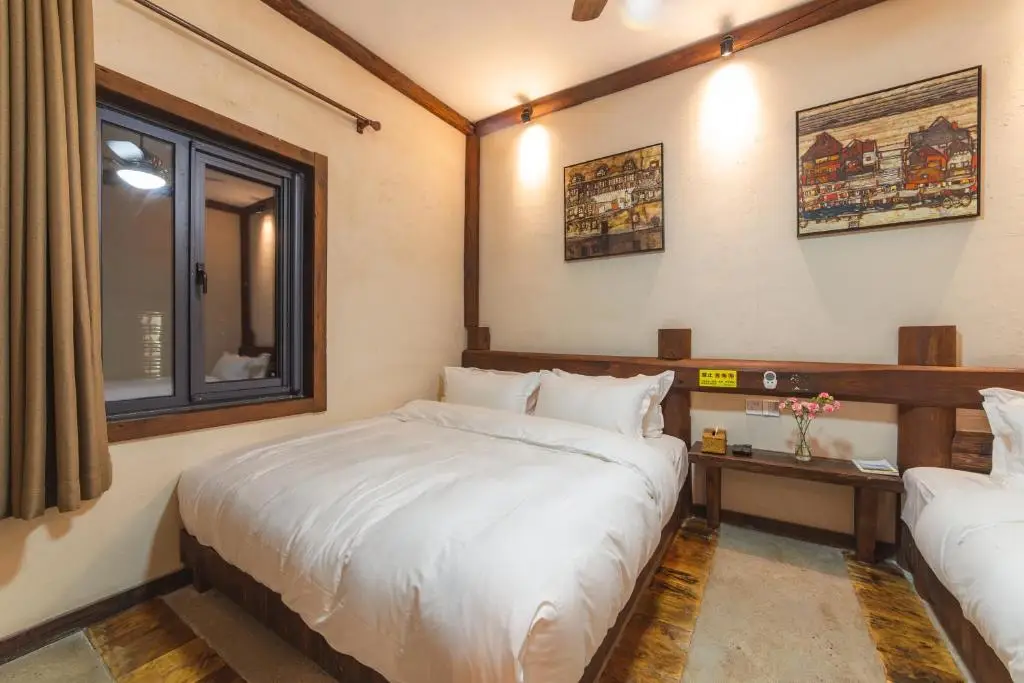 Хучжоу: Mohe Hostel