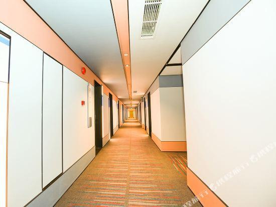 Шанхай: Hanting Hotel Shanghai Hongqiao Airport New Branch