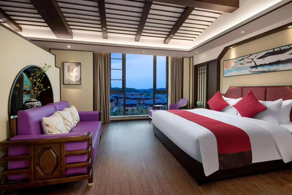 Хуанган: Ramada by Wyndham Yingshan Jiulongwan Resort