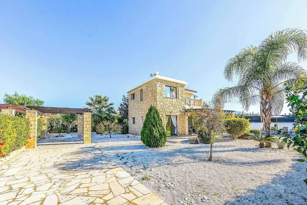 Пейя: Villa Eliza