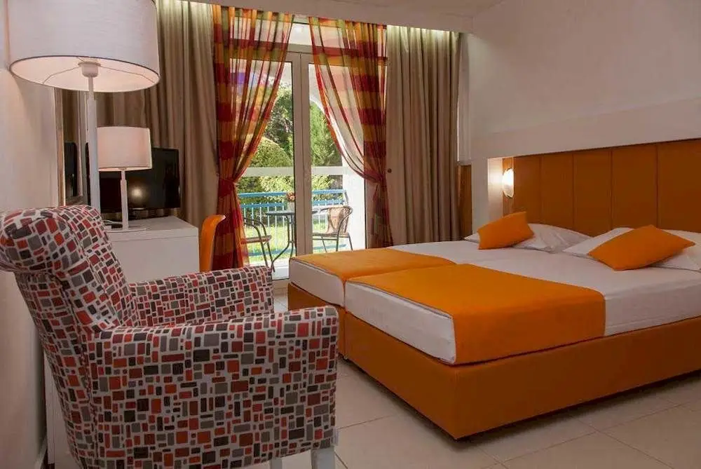 Hotel Slovenska Plaža 3* — фото 1