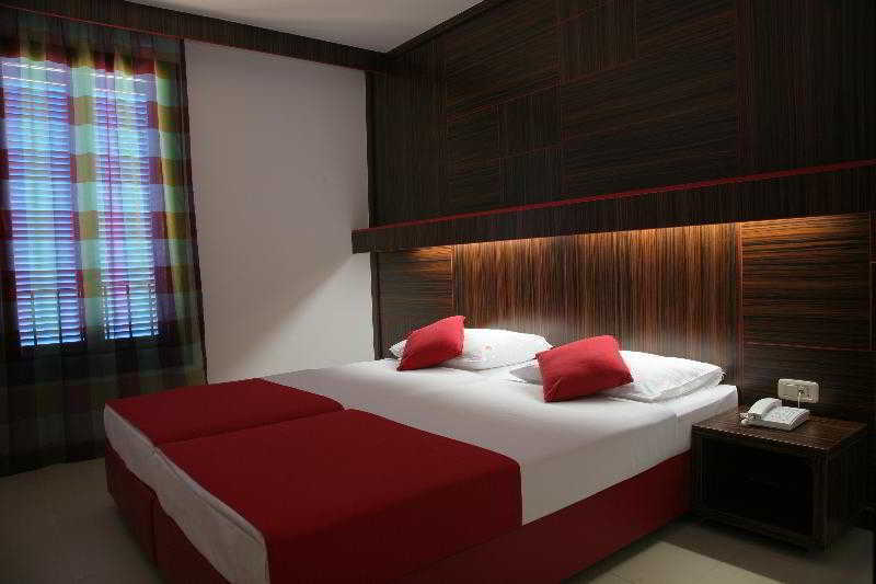 Будва: Hotel Slovenska Plaža 3*