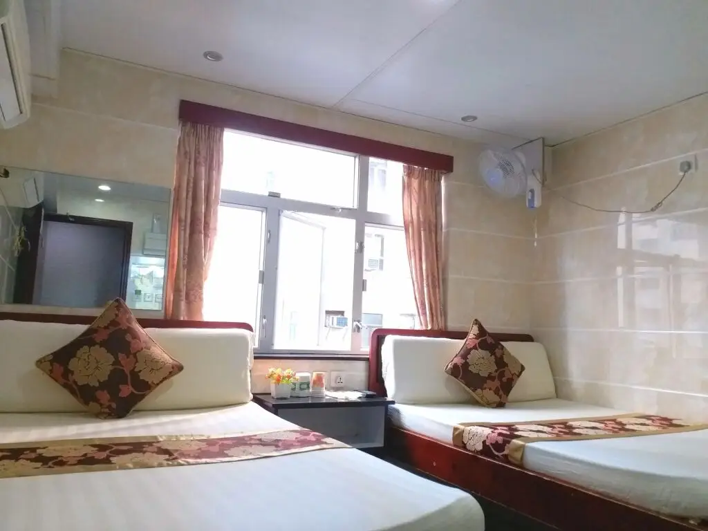 Гонконг: New Peace Guest House - Hong Kong