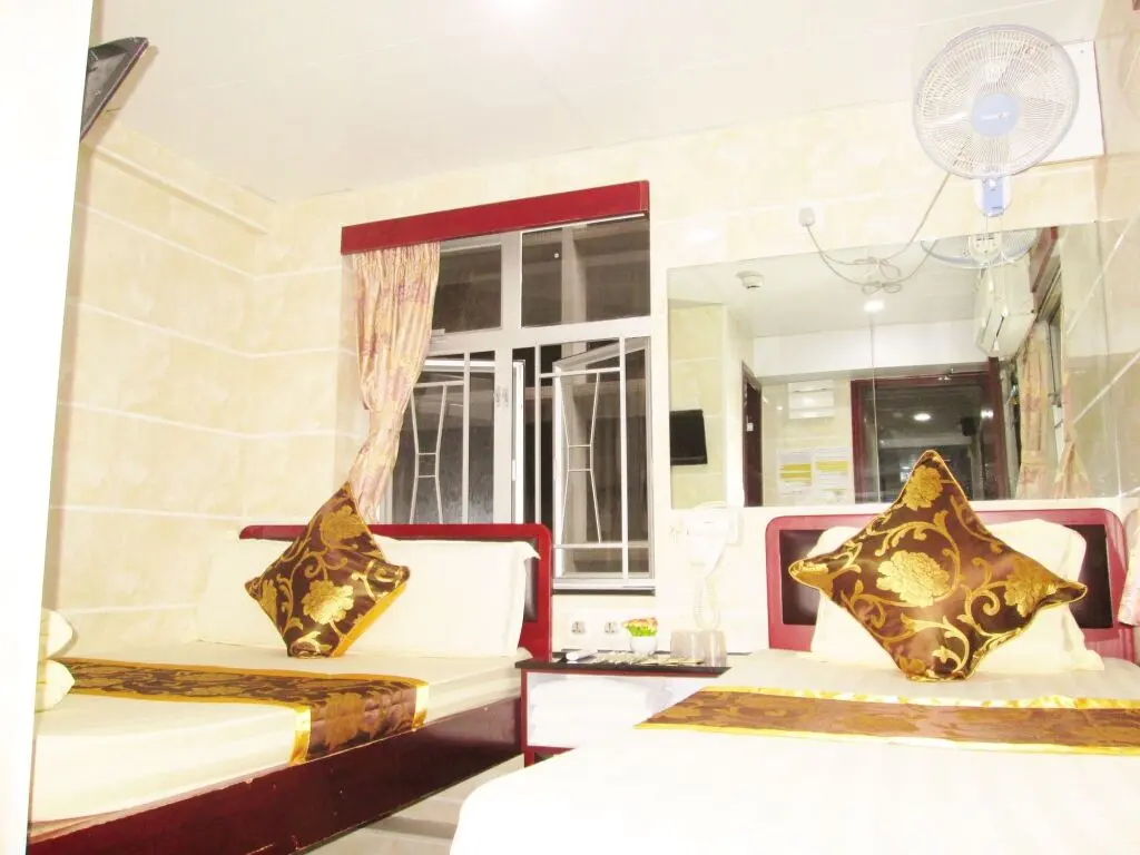 Гонконг: New Peace Guest House - Hong Kong