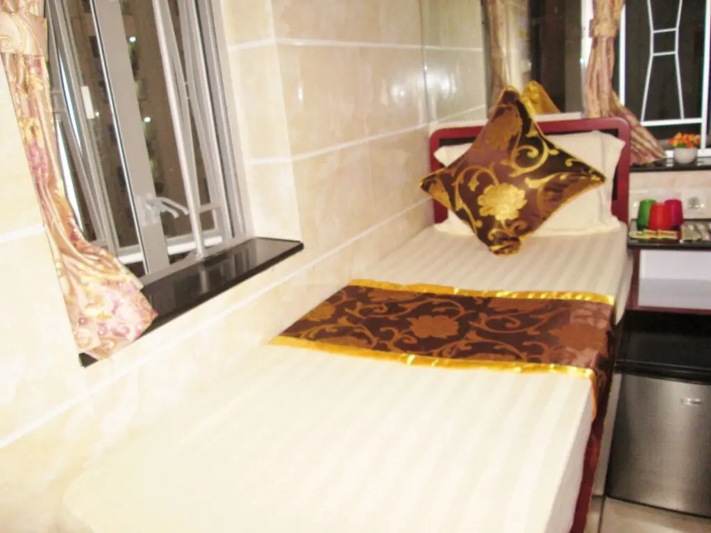 Гонконг: New Peace Guest House - Hong Kong