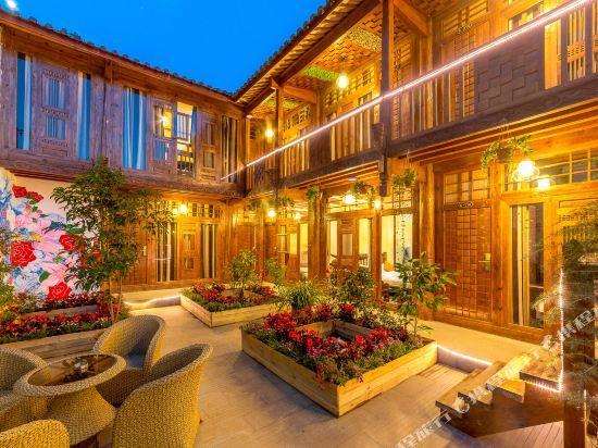 Лицзян: Jiuqi Lijiang Ancient Town Lanfeng Inn