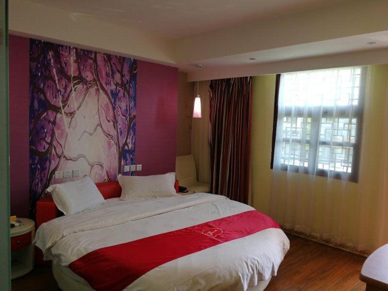 Аньшунь: Thank Inn Chain Hotel guizhou anshun huangguoshu scenic area