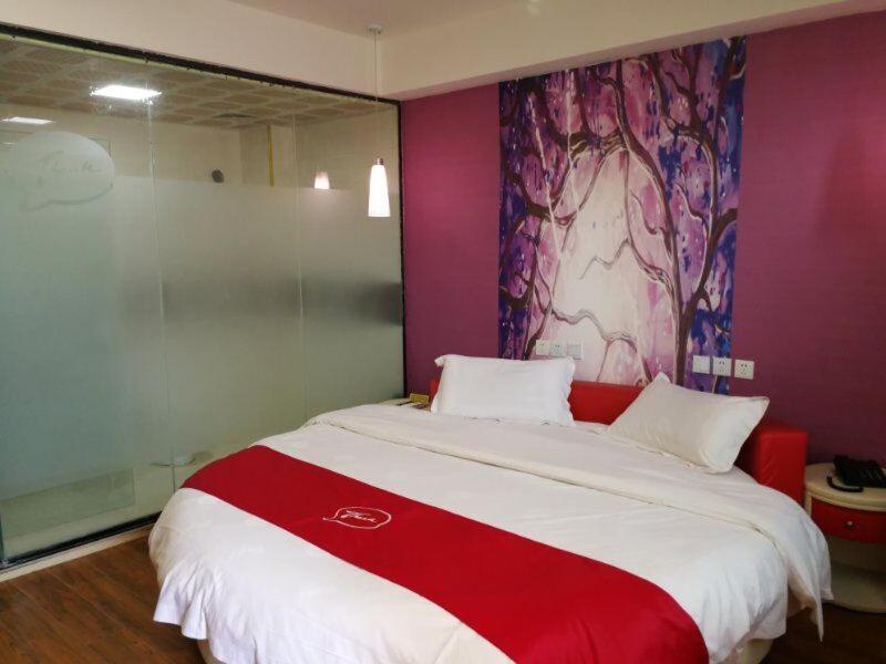 Аньшунь: Thank Inn Chain Hotel guizhou anshun huangguoshu scenic area