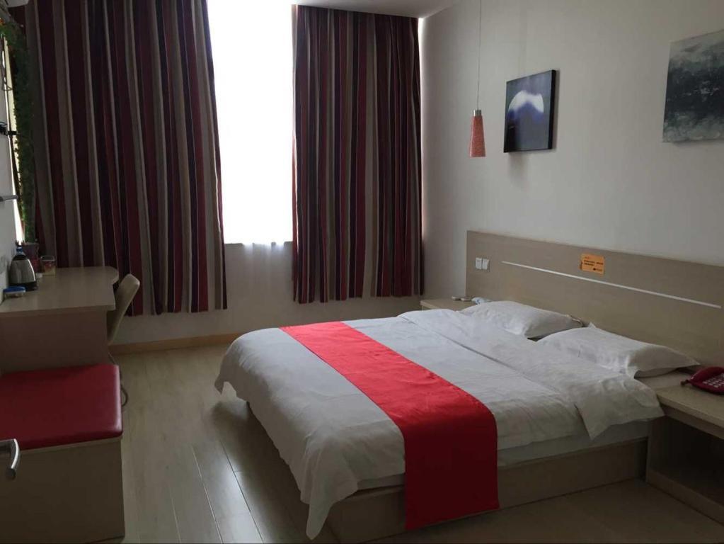 Пинлян: Thank Inn Chain Hotel Gansu Pingliang West Huating Street Zhaozhuang